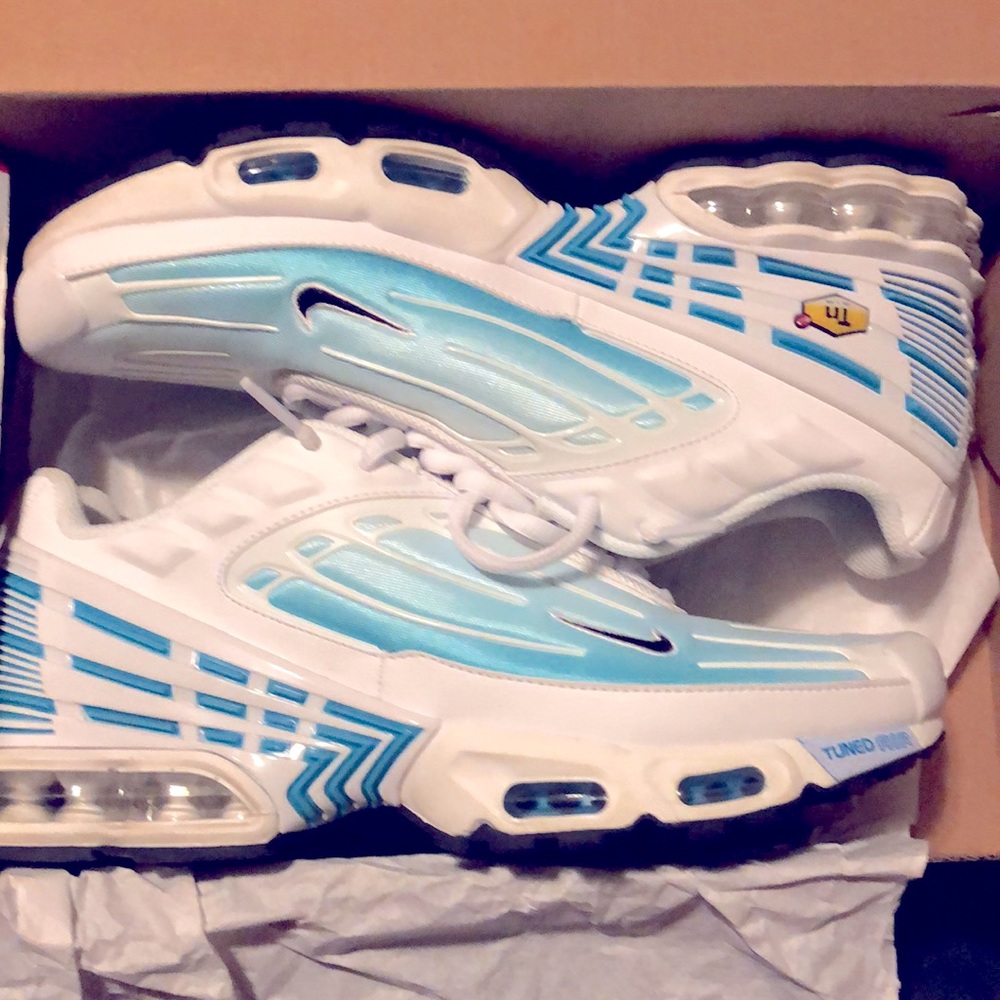 Men’s size 8 1/2 air max plus
